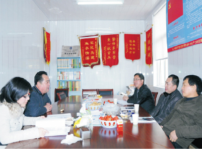 區(qū)教育局黨委委員、副局長(zhǎng)甘力平一行視察我校
